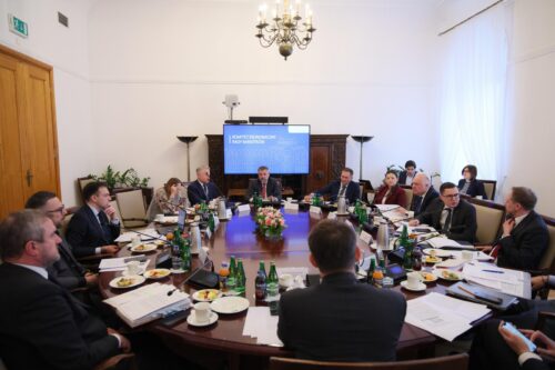 Komitet Ekonomiczny Rady Ministrów obradował nad planami energetycznymi i legislacją dotyczącą azbestu