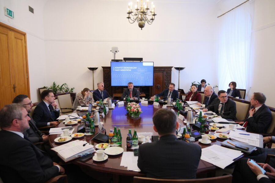 Komitet Ekonomiczny Rady Ministrów obradował nad planami energetycznymi i legislacją dotyczącą azbestu
