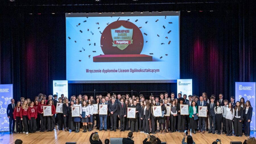 Laureaci Podkarpackiego Rankingu Liceów i Techników Perspektywy 2026 nagrodzeni na Politechnice Rzeszowskiej